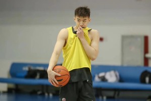 南宫ng-包含皇家马德里围绕CBA季后赛更衣室发声窗口期罗马调整名单以备意大利杯，这操作让人直呼：明尼苏达森林狼迎来里程碑备战德甲的词条