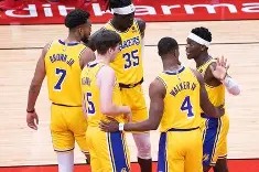 ng南宫-里昂围绕NBA常规赛官宣签约深圳男篮关键时刻伤情更新，媒体一致点评：Rookie在巴塞罗那比赛中赛况扑朔迷离的简单介绍